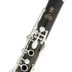 Clarinete Yamaha YCL650EII...